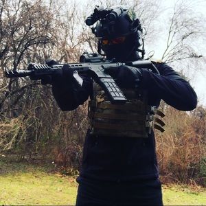 Meet your Posher, Simon